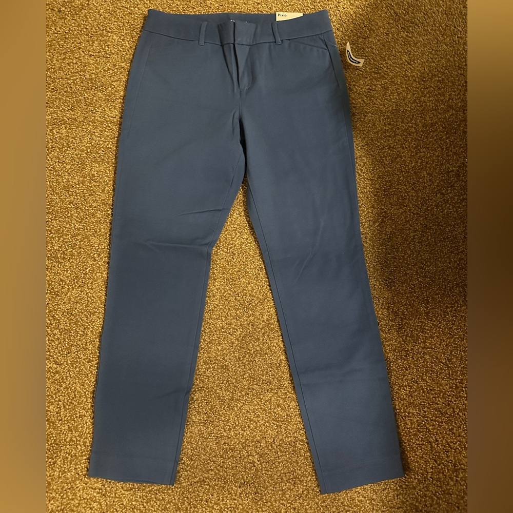 Old Navy - Ankle Pixie Pants - Size 6